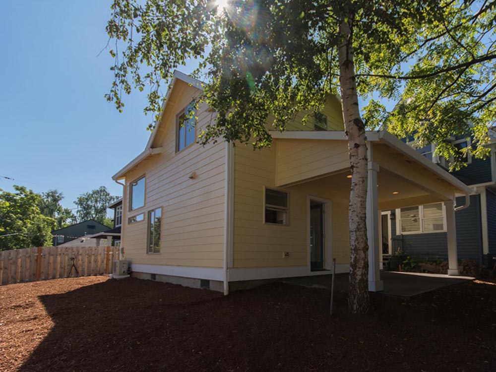 Portland micro house adu builders. 