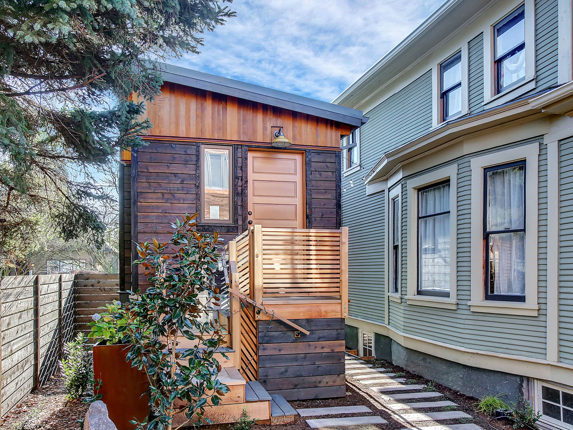 A custom built micro house in Portland from The Powell Group