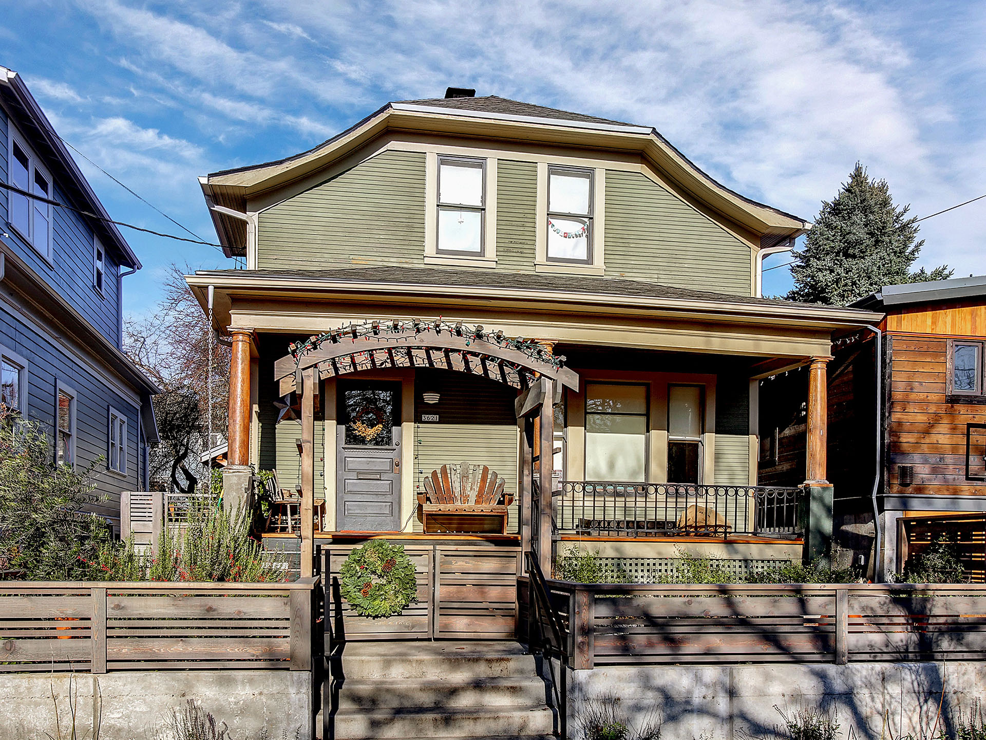 A custom built micro house in Portland from The Powell Group