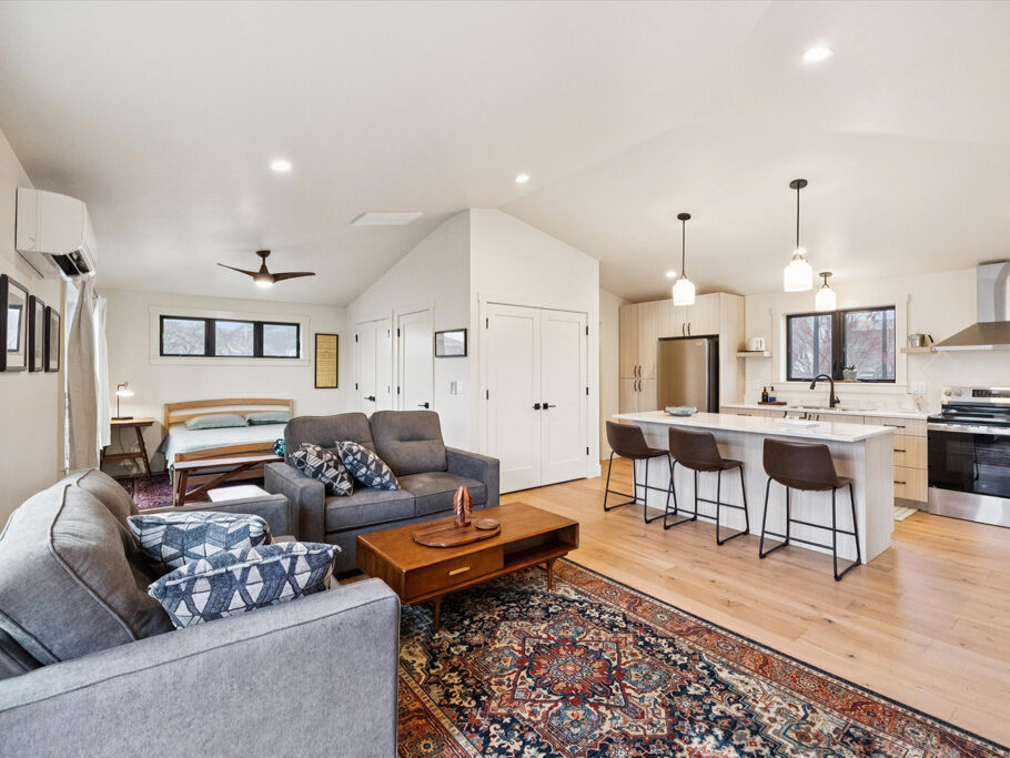 Living area in the 2nd story ADU with garage underneath, contemporary styling