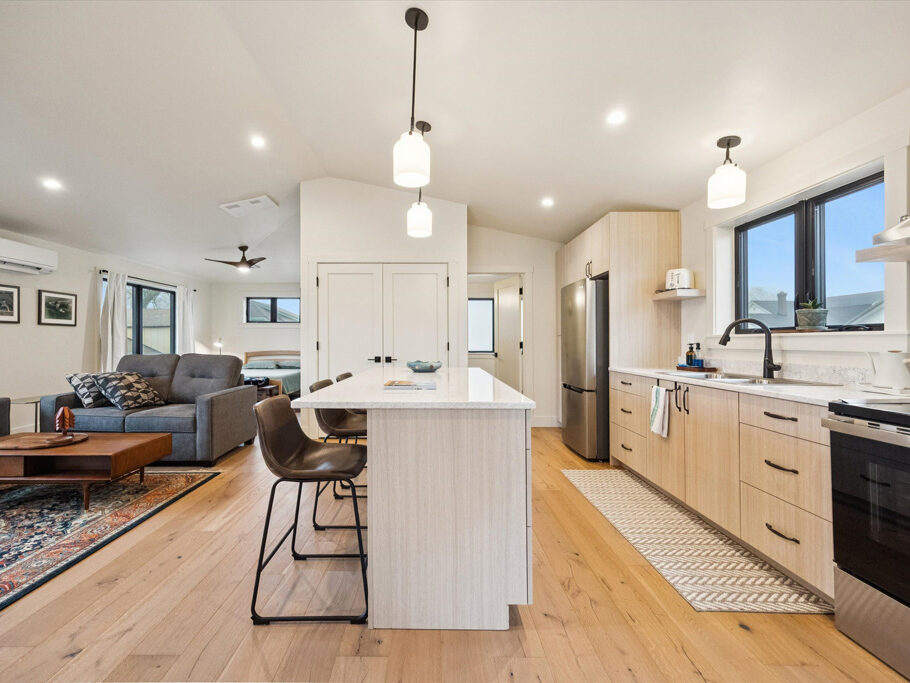 Living area in the 2nd story ADU with garage underneath, contemporary styling