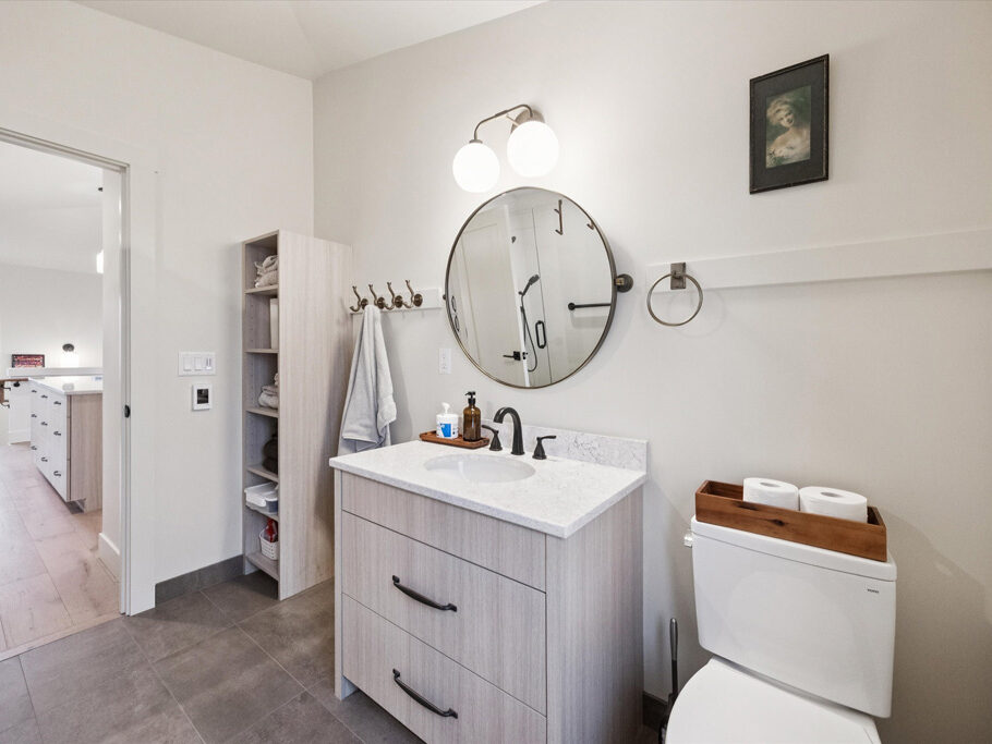 Bath in the 2nd story ADU with garage underneath, contemporary styling