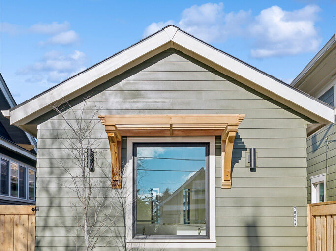 Detached ADU (accessory dwelling unit) on Knight Street in SE Portland, Oregon