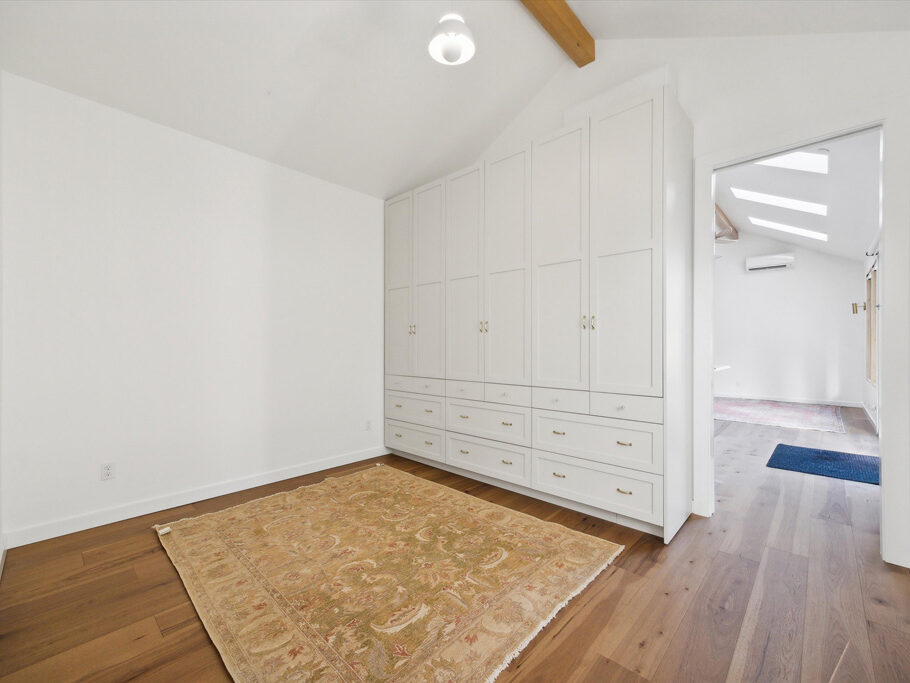 Excellent storage in bedroom in detached ADU (accessory dwelling unit) on Knight Street in SE Portland, Oregon